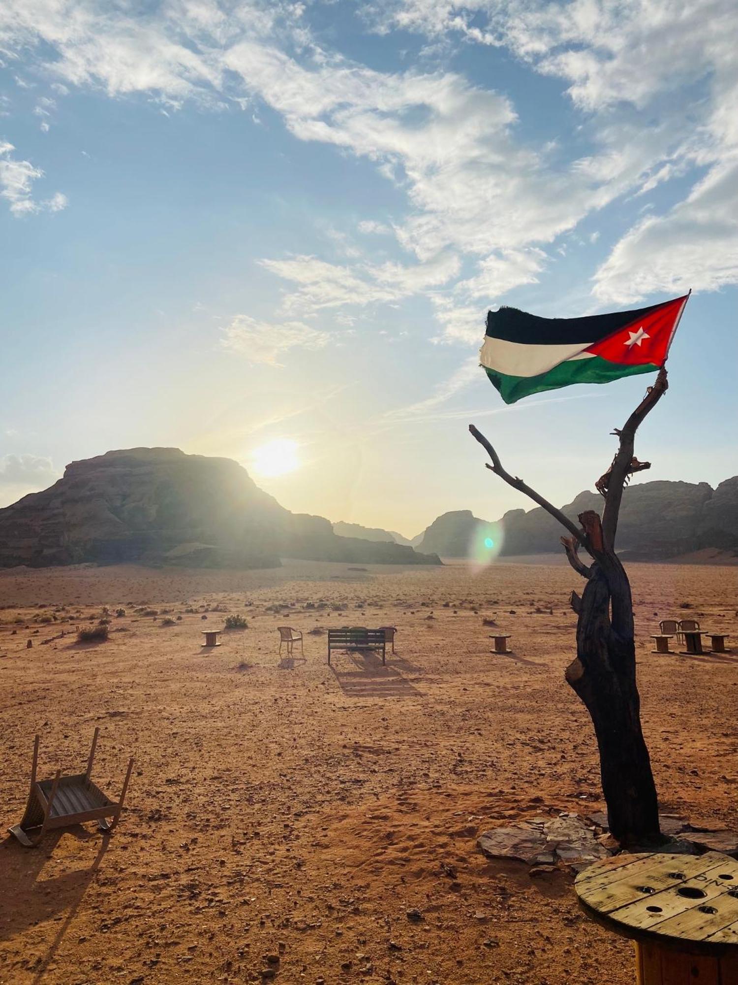 Wadi Rum Bedouin Heart Camp Esterno foto