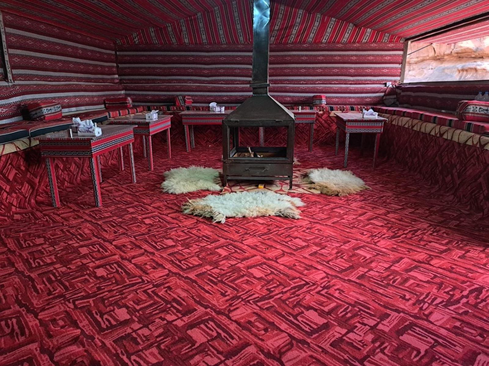 Wadi Rum Bedouin Heart Camp Esterno foto