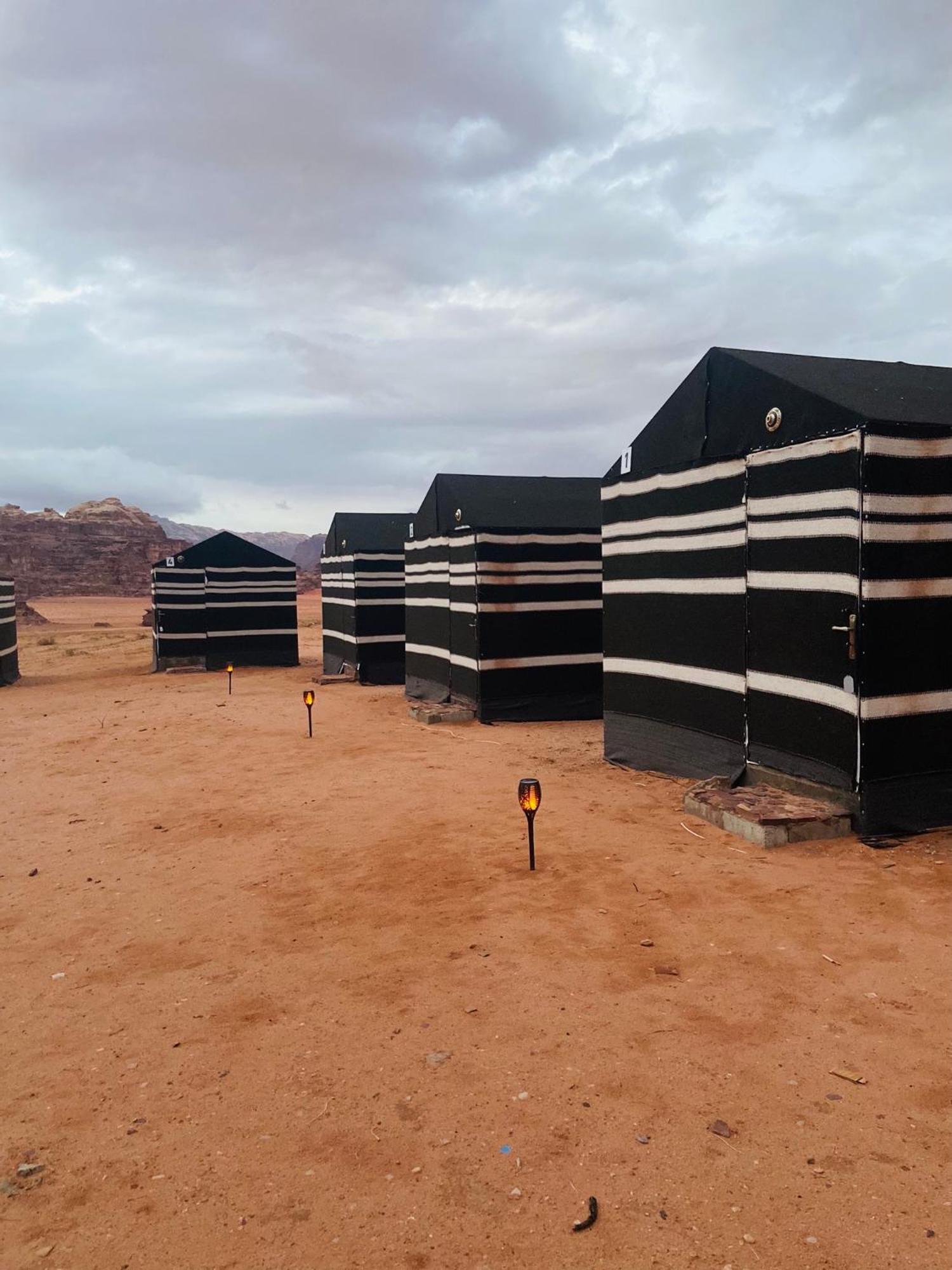Wadi Rum Bedouin Heart Camp Esterno foto
